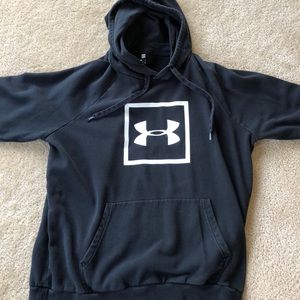 Under Armour Sweatshirt